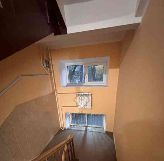 Комната, 10 м2, 2/5 эт. Москва