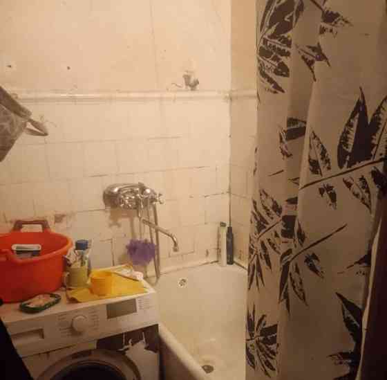 Комната, 45 м2, 3/5 эт. Москва