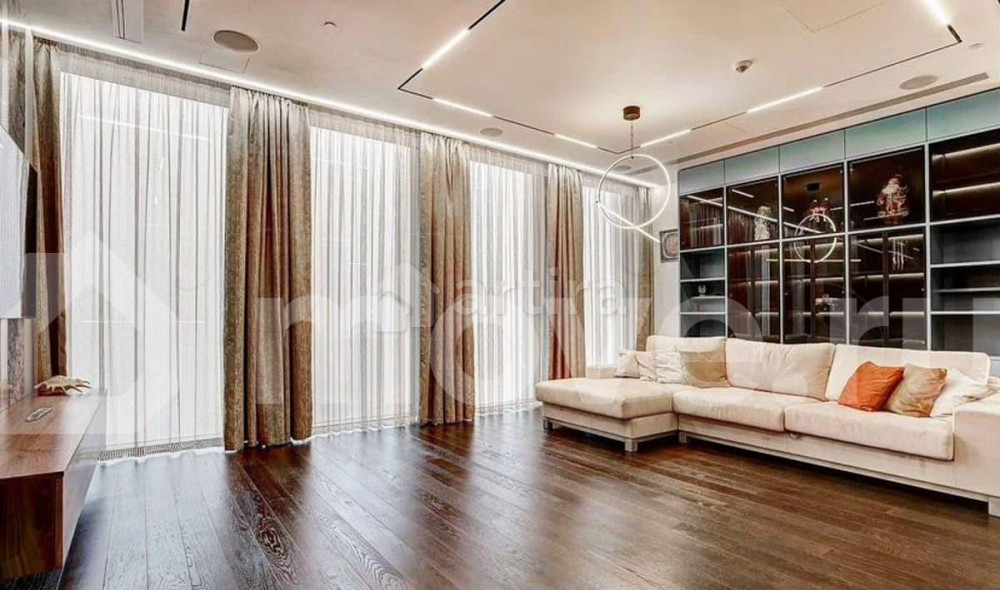 3-комн. апарт-ы, 110 м2, 72/78 эт. Москва - изображение 1