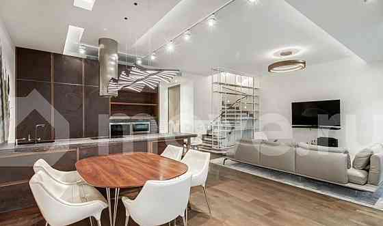 5-комн. квартира, 236 м2, 2/10 эт. Москва