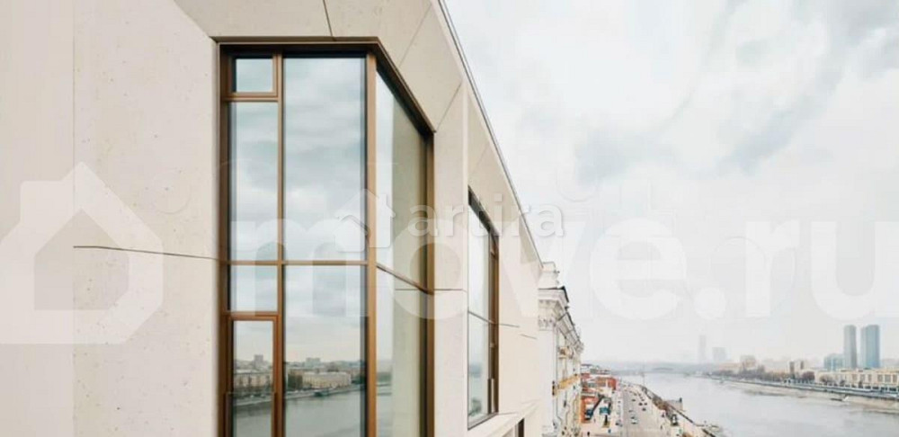 4-комн. квартира, 135.2 м2, 2/4 эт. Москва - изображение 1