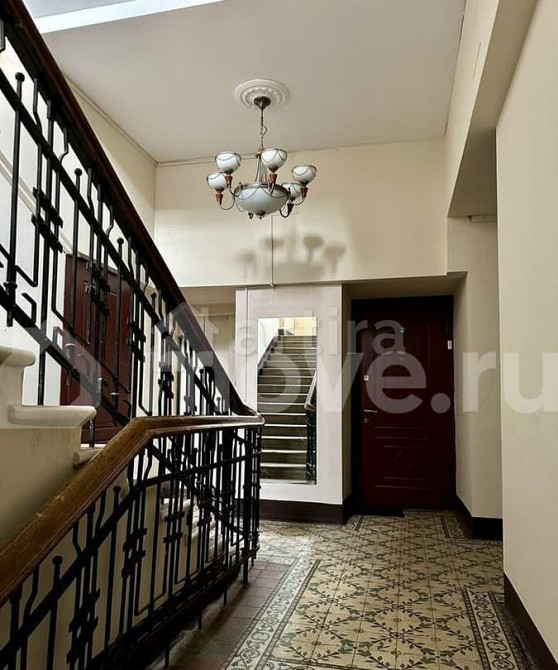 5-комн. квартира, 121.8 м2, 4/6 эт. Москва - изображение 1