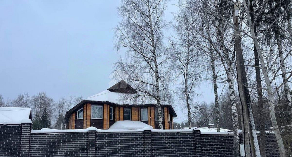 Дом, 300 м2, 15 соток, 3 эт. Троицк - изображение 1