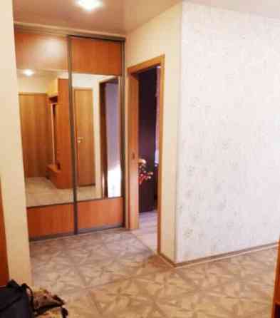 2-комн. квартира, 42 м2, 1/4 эт. Гатчина