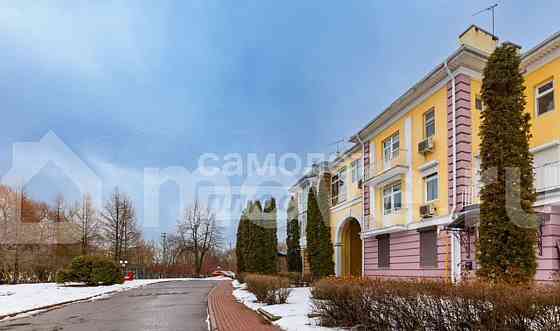 6-комн. квартира, 235 м2, 1/3 эт. Москва