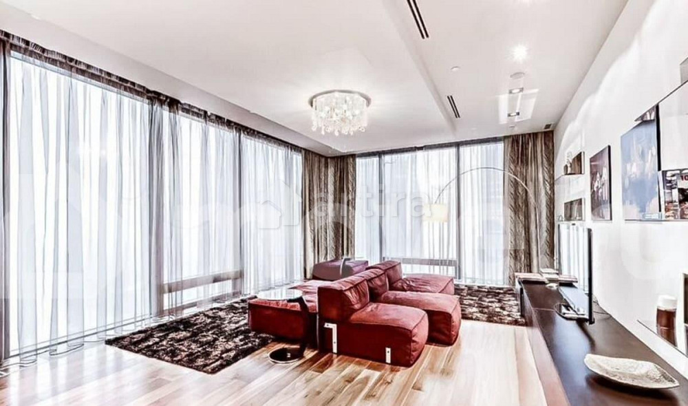 4-комн. апарт-ы, 350 м2, 52/95 эт. Москва - изображение 1