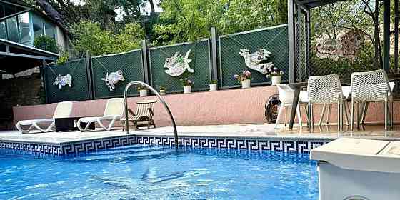 Дом, 395 м2, 45 соток, 3 эт. Ялта