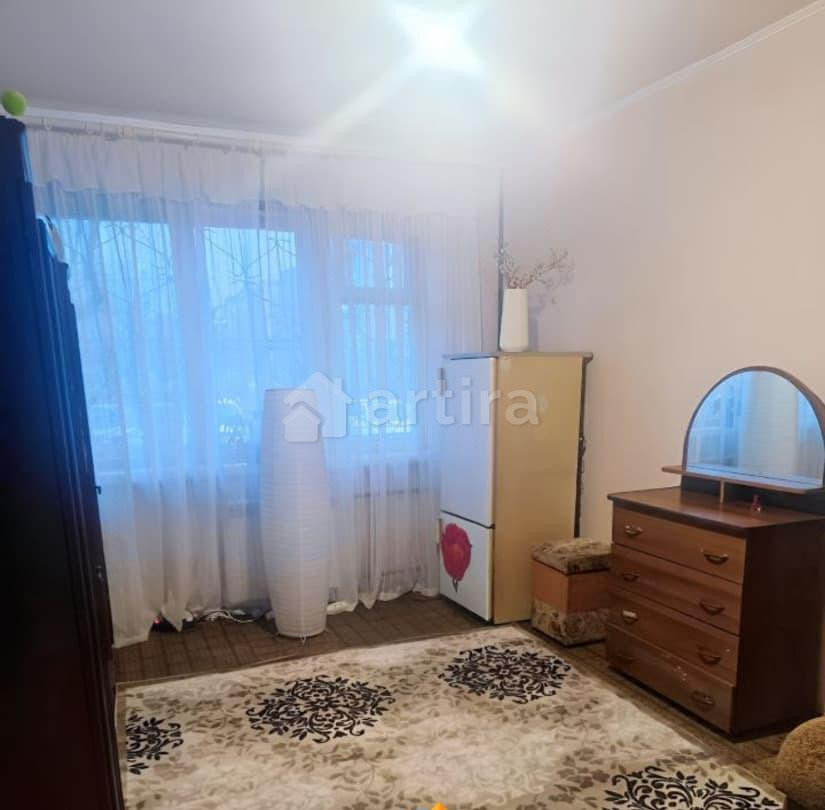 Комната, 54 м2, 2/5 эт. Красноярск - изображение 1