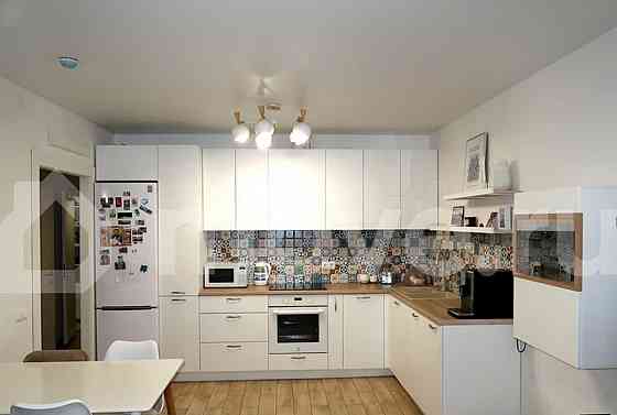 2-комн. квартира, 66.1 м2, 2/25 эт. Москва