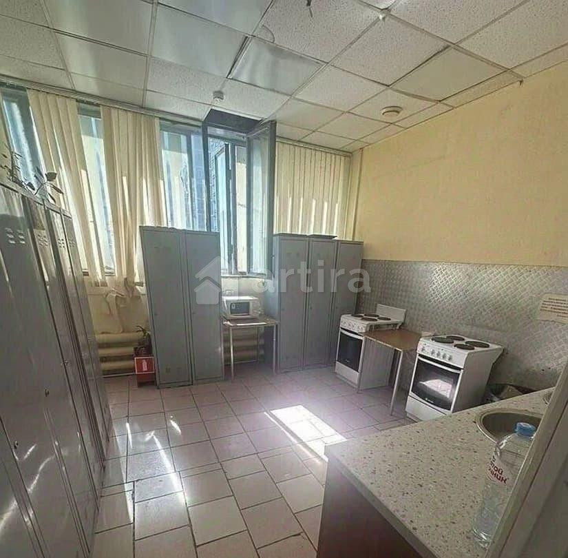 Комната, 10 м2, 4/4 эт. Москва - изображение 4