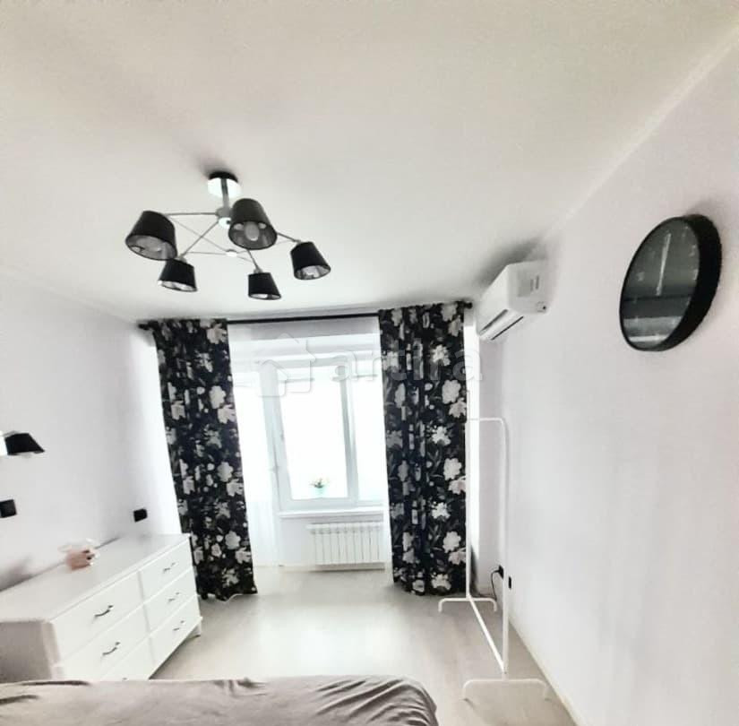 Комната, 15 м2, 7/14 эт. Москва - изображение 1