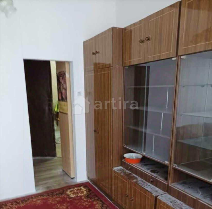 Комната, 28 м2, 4/5 эт. Санкт-Петербург - изображение 1