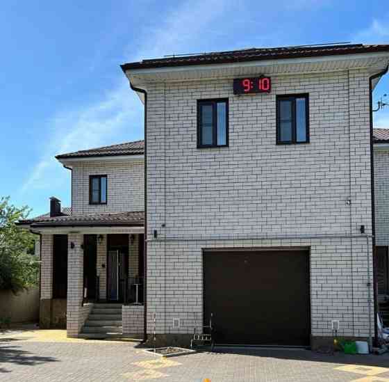 Коттедж, 633 м2, 6 соток, 3 эт. Воронеж