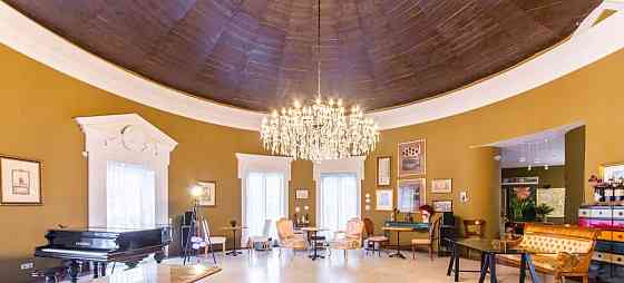 Коттедж, 300 м2, 19 соток, 2 эт. Санкт-Петербург