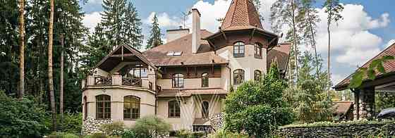 Коттедж, 1000 м2, 1 га, 4 эт. Одинцово