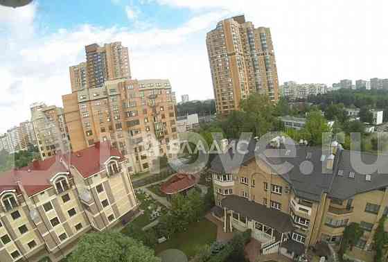 Квартира, 450 м2, 1/3 эт. Москва
