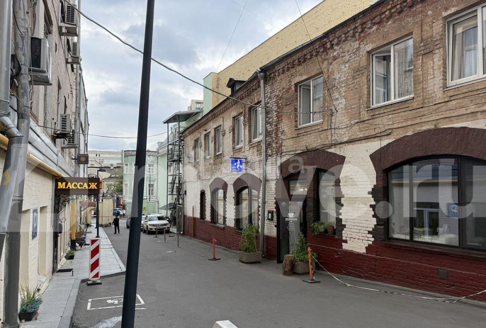 Апарт-ы, 134 м2, 2/2 эт. Москва - изображение 1