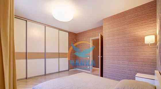 2-комн. квартира, 70 м2, 4/10 эт. Санкт-Петербург