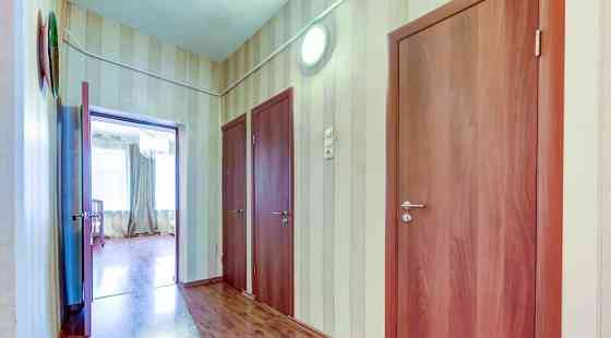 2-комн. квартира, 65 м2, 3/3 эт. Санкт-Петербург