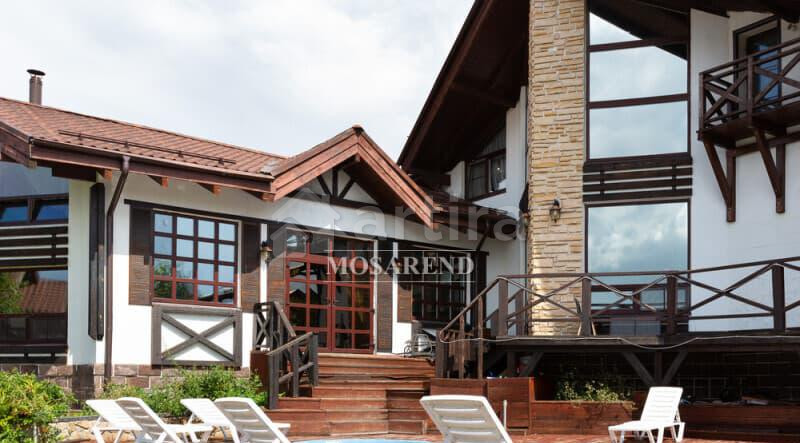 Коттедж, 650 м2 Лобня - изображение 1