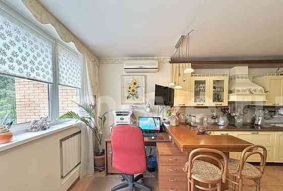 3-комн. квартира, 106.1 м2, 2/12 эт. Москва