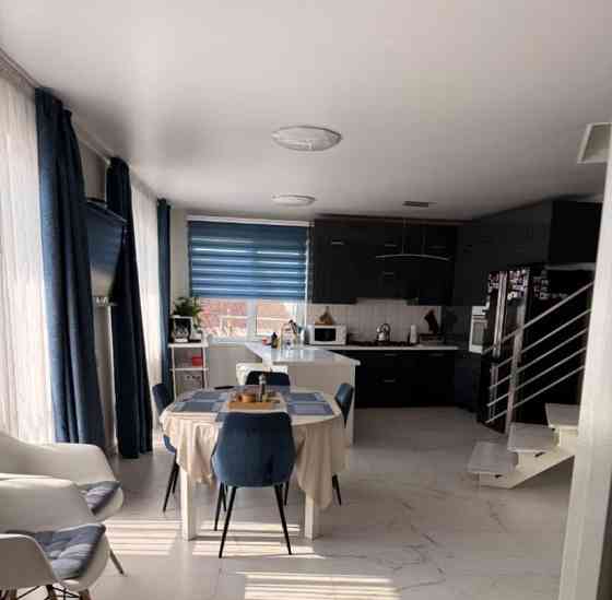 Дом, 240 м2, 3 сотки, 3 эт. Ялта