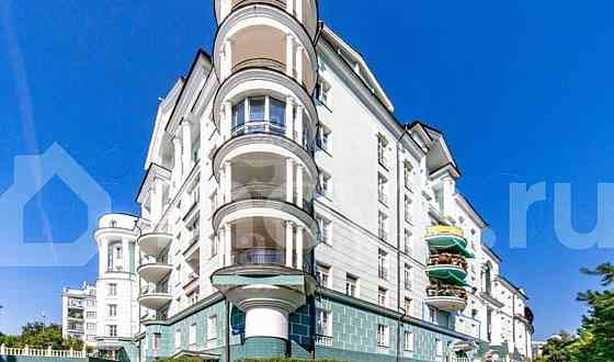 5-комн. квартира, 188.6 м2, 1/5 эт. Москва