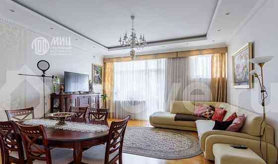 4-комн. квартира, 122 м2, 3/5 эт. Москва