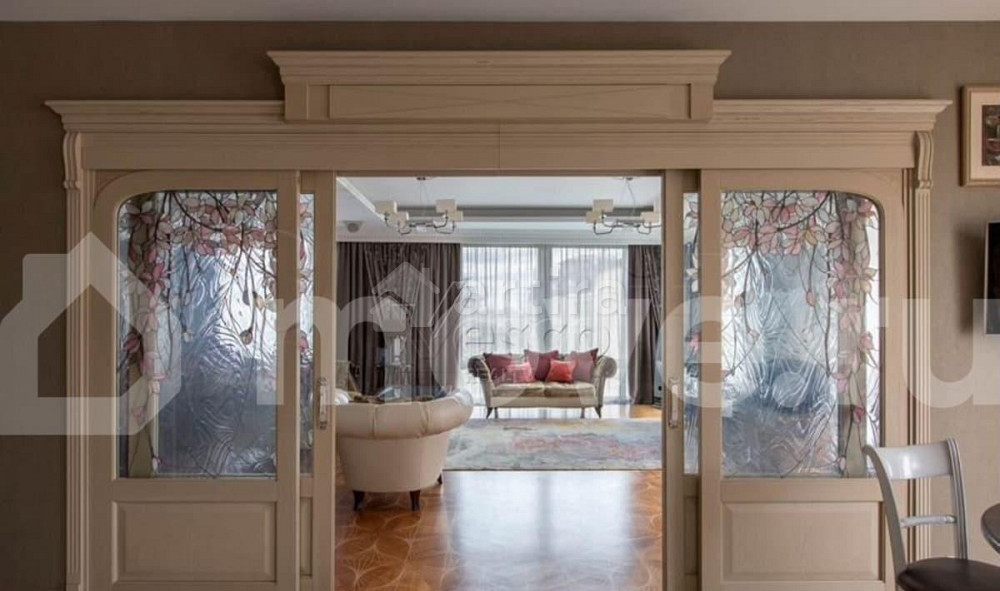 Квартира, 372 м2, 4/9 эт. Москва - изображение 2