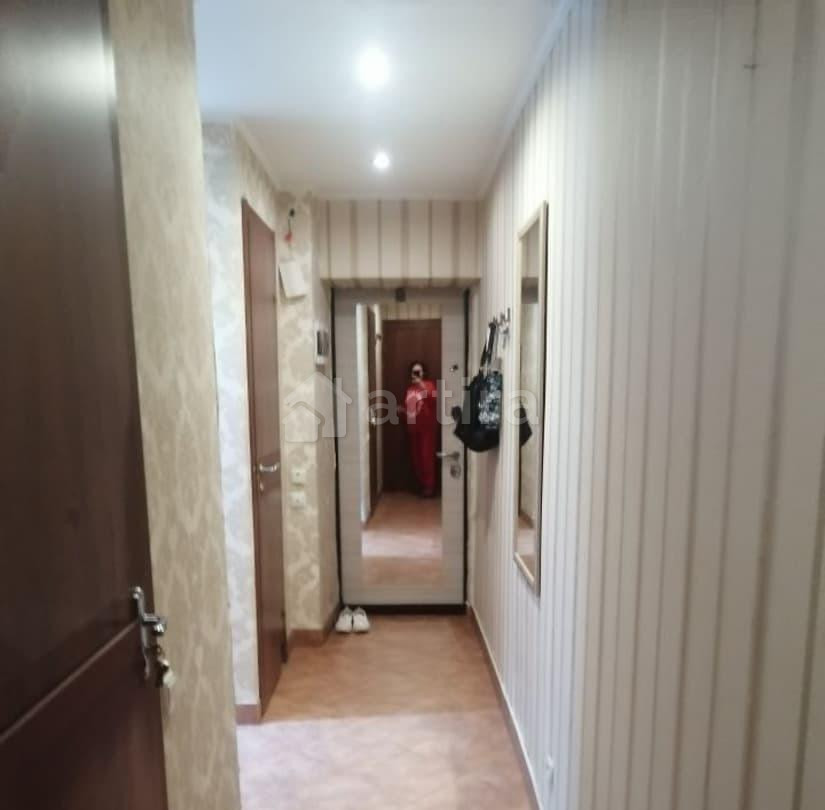 Комната, 45 м2, 4/5 эт. Москва - изображение 1