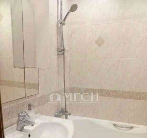 Комната, 15 м2, 1/7 эт. Москва