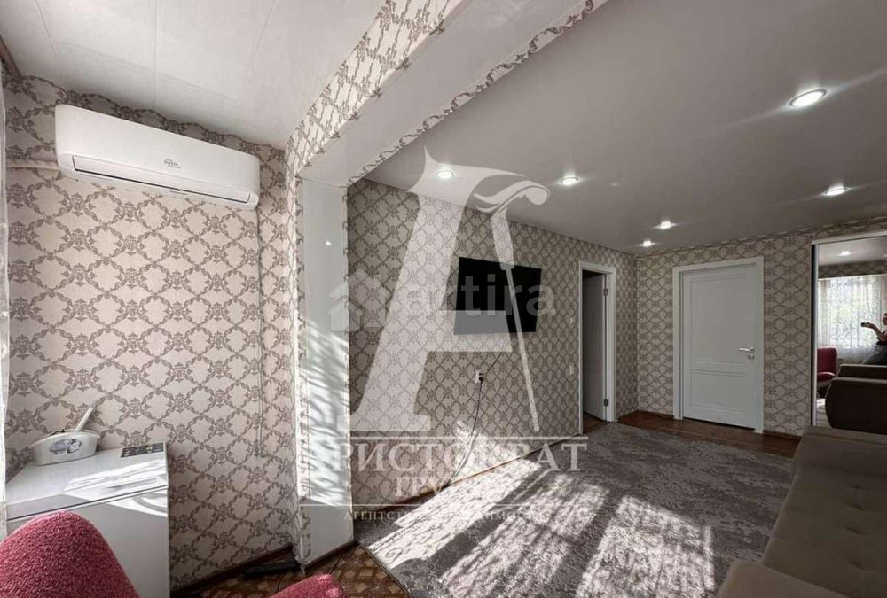 Комната, 20 м2, 3/7 эт. Пятигорск - изображение 1