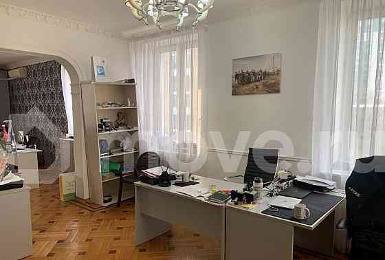 5-комн. квартира, 209.8 м2, 5/5 эт. Москва