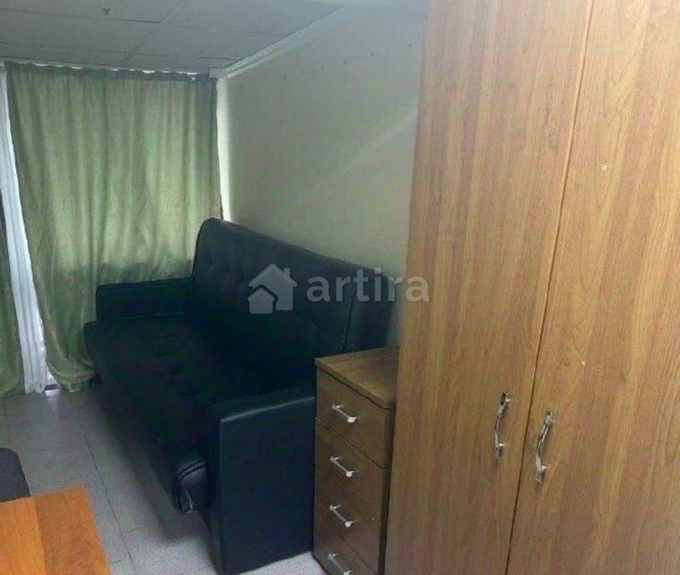 Комната, 8 м2, 4/4 эт. Москва - изображение 1