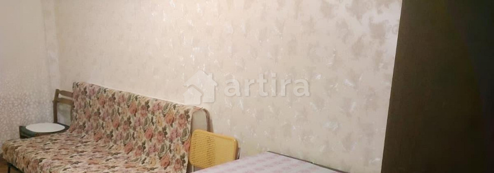 Комната, 43 м2, 1/5 эт. Москва - изображение 1