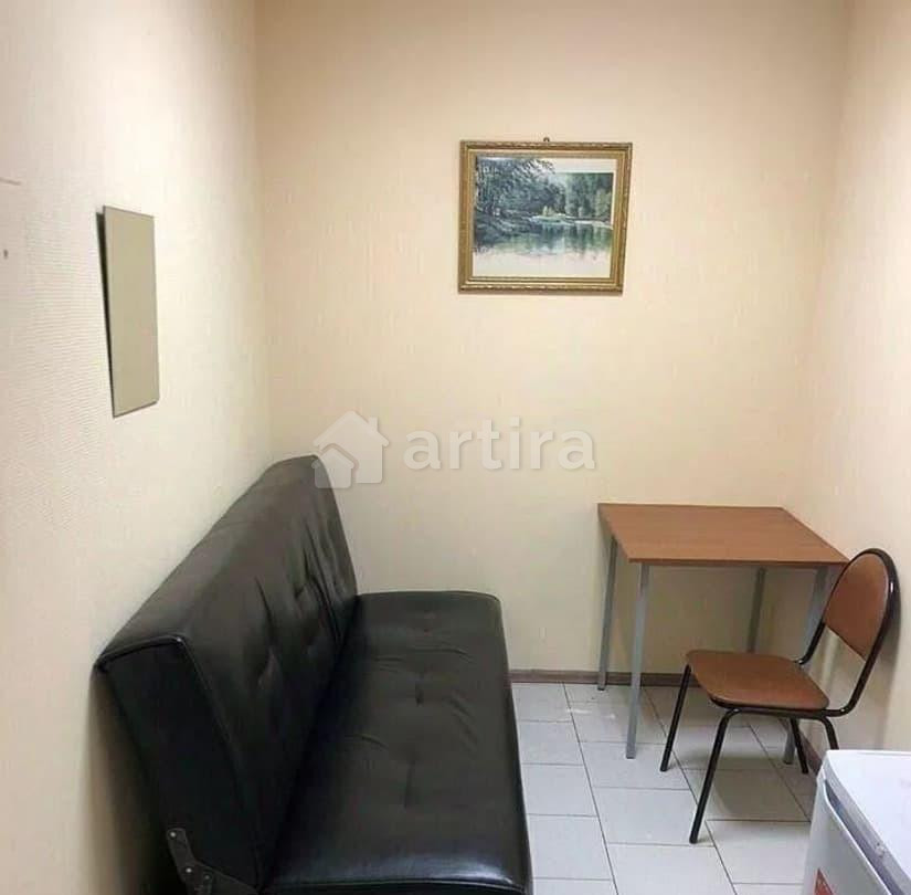 Комната, 8 м2, 3/4 эт. Москва - изображение 1