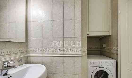 3-комн. квартира, 149.2 м2, 5/9 эт. Москва