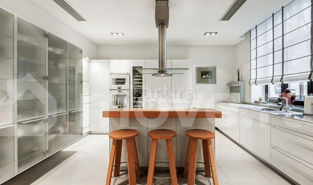 4-комн. квартира, 210.3 м2, 3/6 эт. Москва - изображение 3