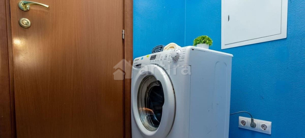 Комната, 140 м2, 1/6 эт. Санкт-Петербург - изображение 2