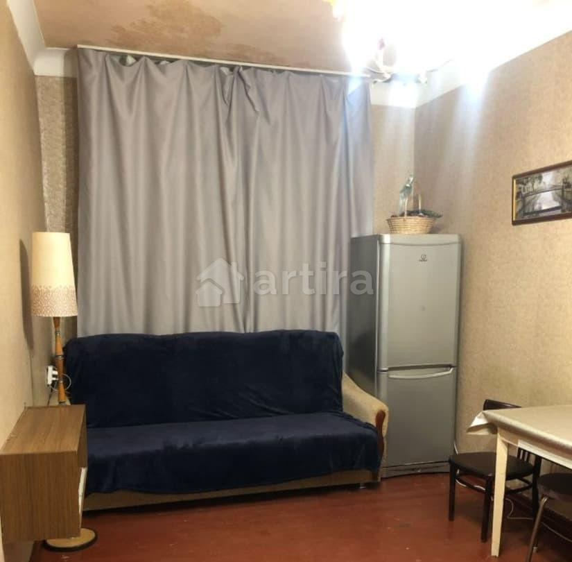 Комната, 65 м2, 4/5 эт. Санкт-Петербург - изображение 1