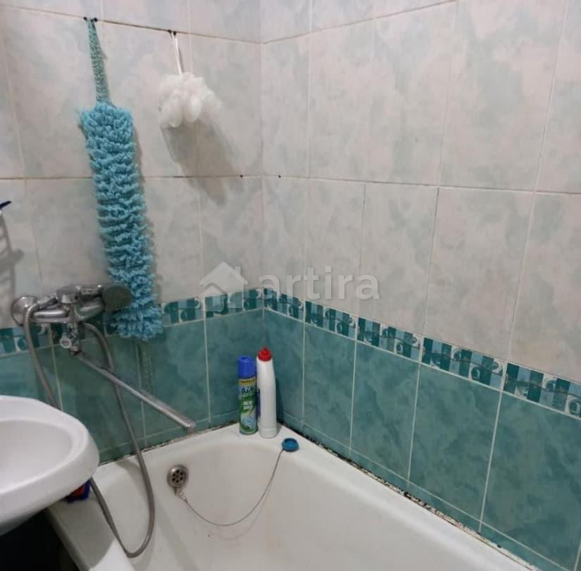 Комната, 12 м2, 3/10 эт. Ижевск - изображение 1