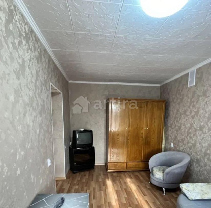 Комната, 18 м2, 5/5 эт. Новочеркасск - изображение 2