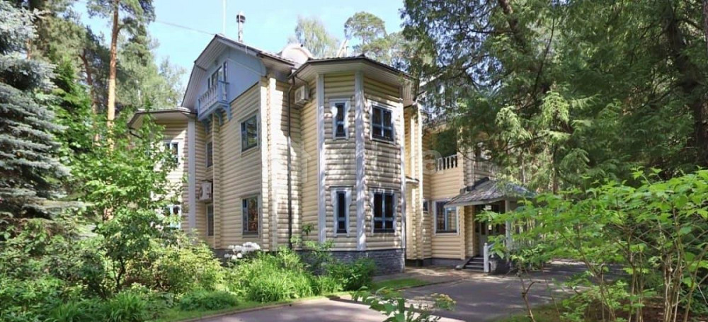 Коттедж, 533 м2, 1.6 га, 2 эт. Москва - изображение 1