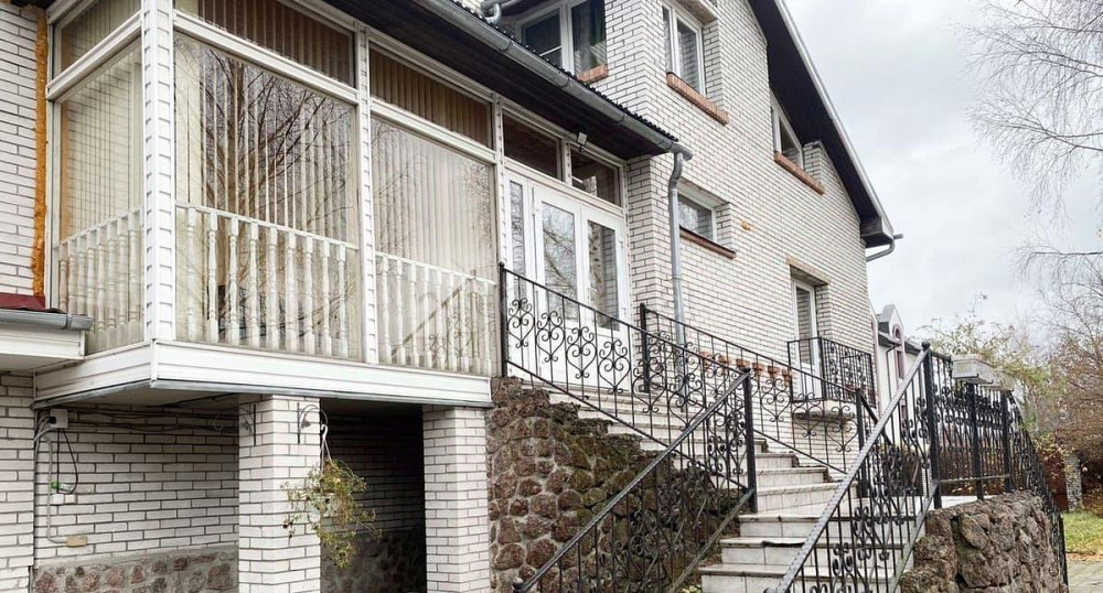 Дом, 337 м2, 7 соток, 3 эт. Санкт-Петербург - изображение 1