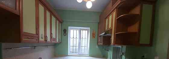 Дом, 240.6 м2, 2 сотки, 3 эт. Алупка