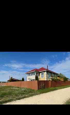 Коттедж, 250 м2, 16 соток, 3 эт. Волосово