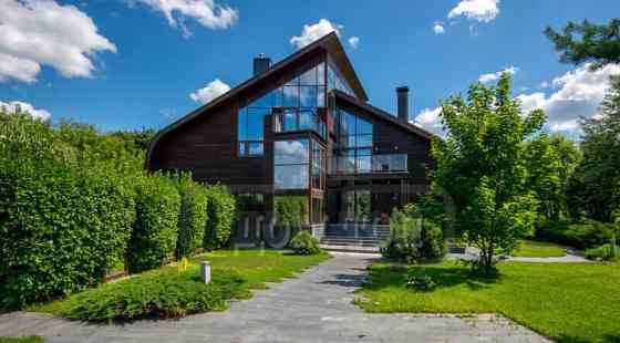 Коттедж, 950 м2 Мытищи