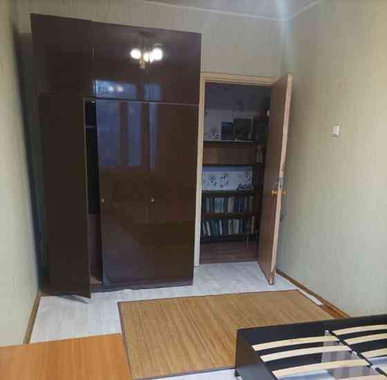 Комната, 60 м2, 5/5 эт. Москва