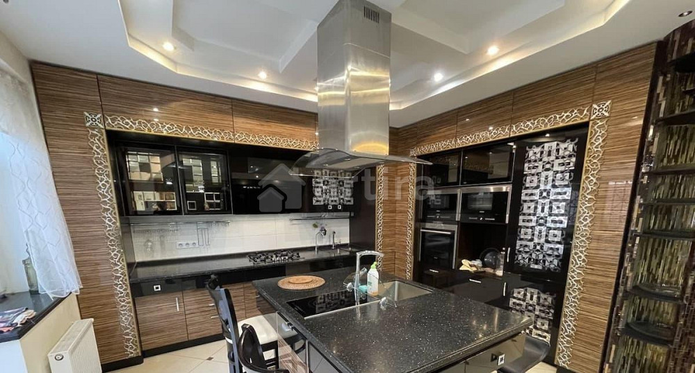 Коттедж, 480 м2, 12 соток, 3 эт. Истра - изображение 1