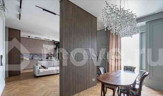 4-комн. квартира, 110.4 м2, 37/42 эт. Москва